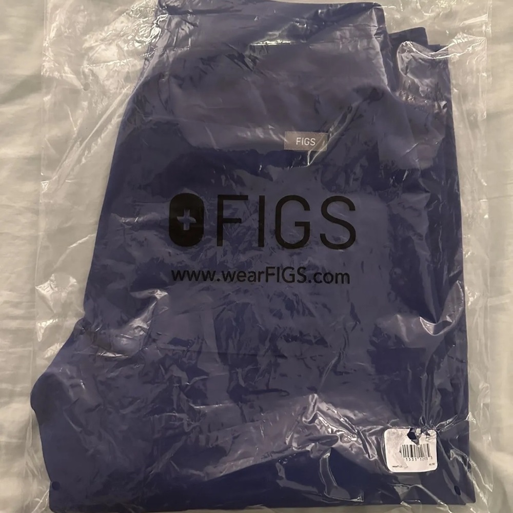 Figs Livingston Xxs tall pants brand new with tags! Winning blue